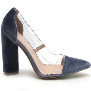 NWT QUPID ice blue velvet Miss Pump